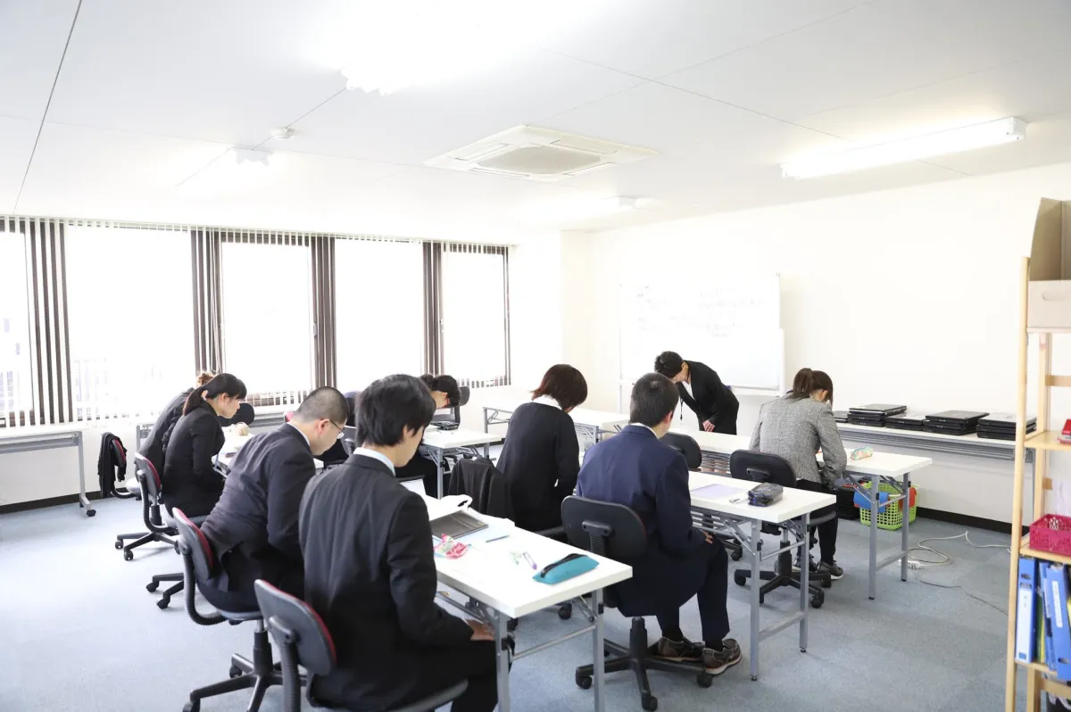 就労移行支援事業所コミナス