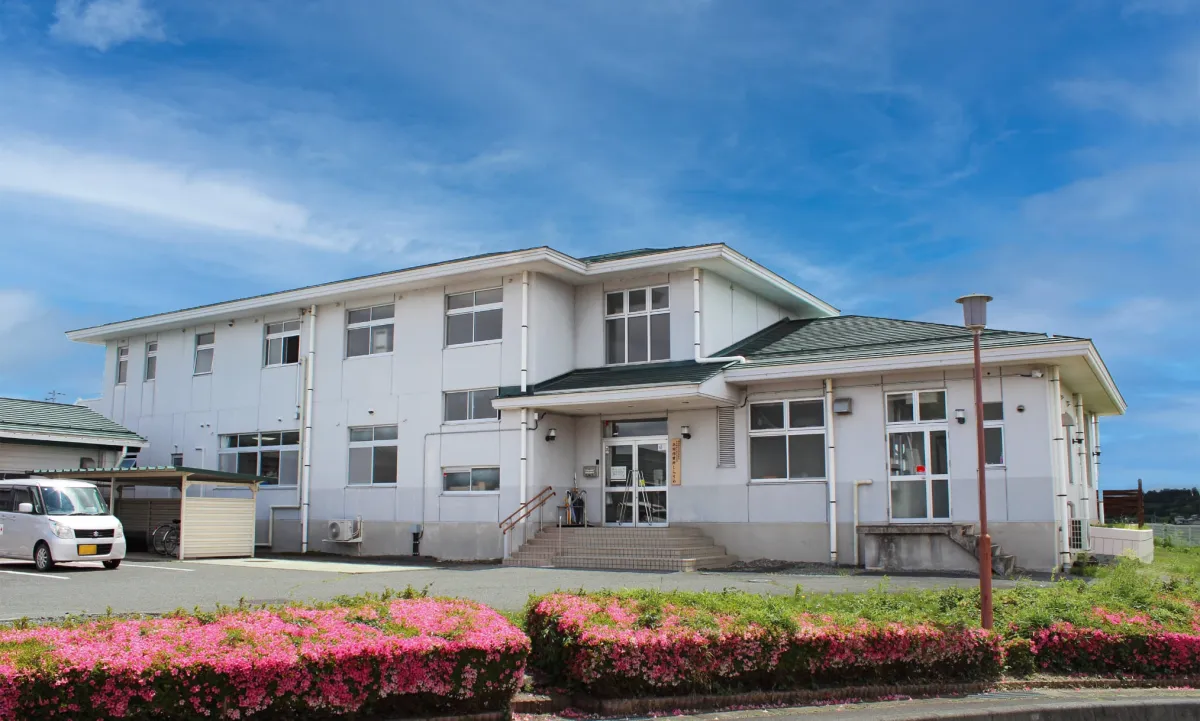 共同作業所しらうめ